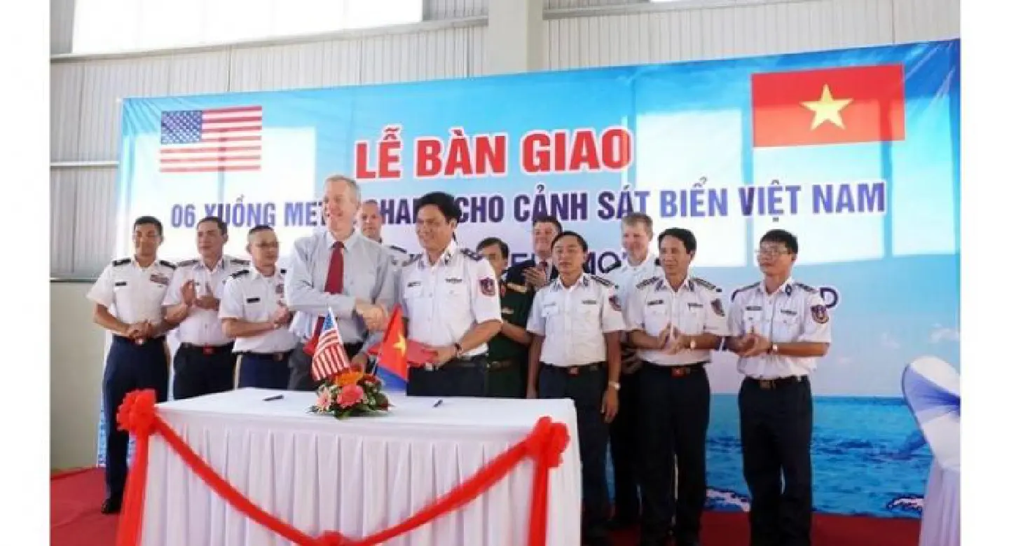 US gives patrol boats to Vietnam US gives patrol boats to Vietnam