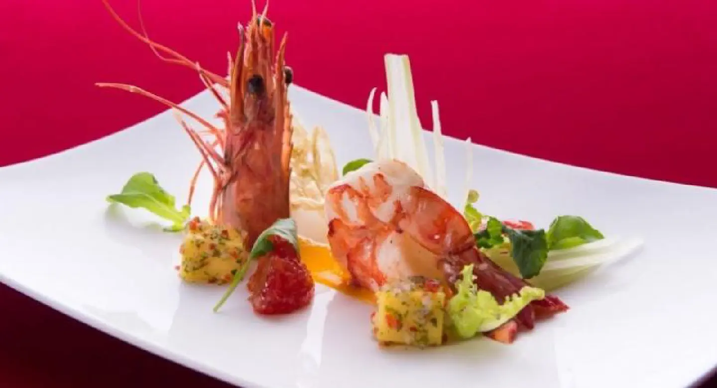 Spotlight on the tiger prawn