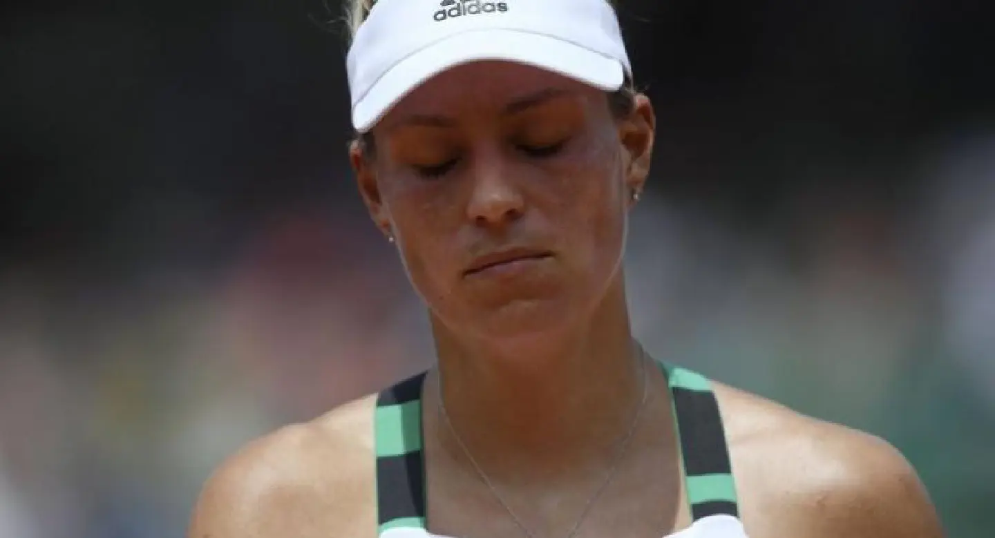 Kerber in historic loss, tearful Kvitova returns Kerber in historic loss, tearful Kvitova returns