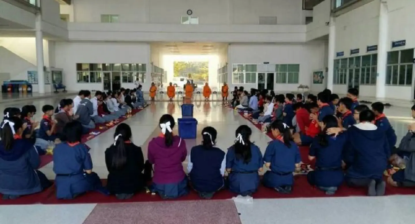 Equality group files complaint after Korat school bans LGBT pupils 