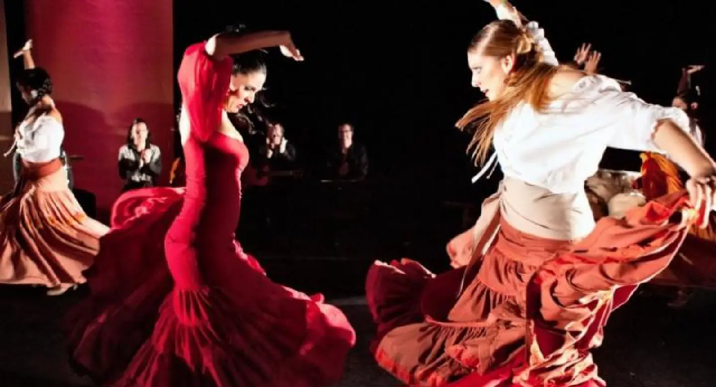 Music, movement and magic Music, movement and magic