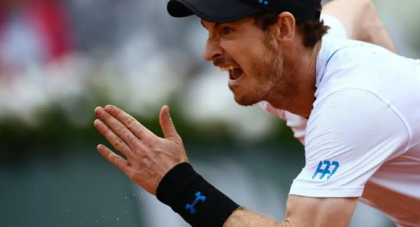 Murray, Wawrinka charge into French Open last eight Murray, Wawrinka charge into French Open last eight