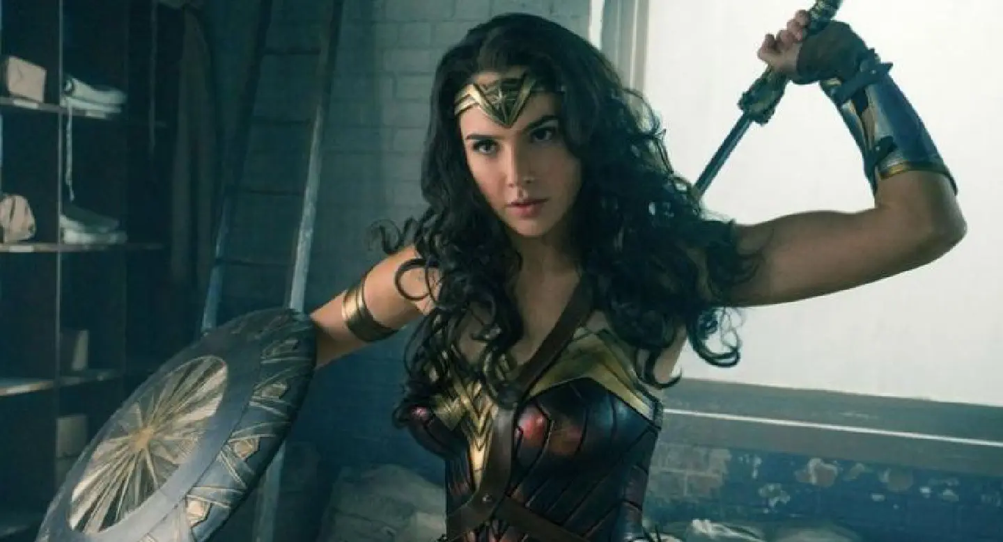 'Wonder Woman' blasts to top of US box office 'Wonder Woman' blasts to top of US box office