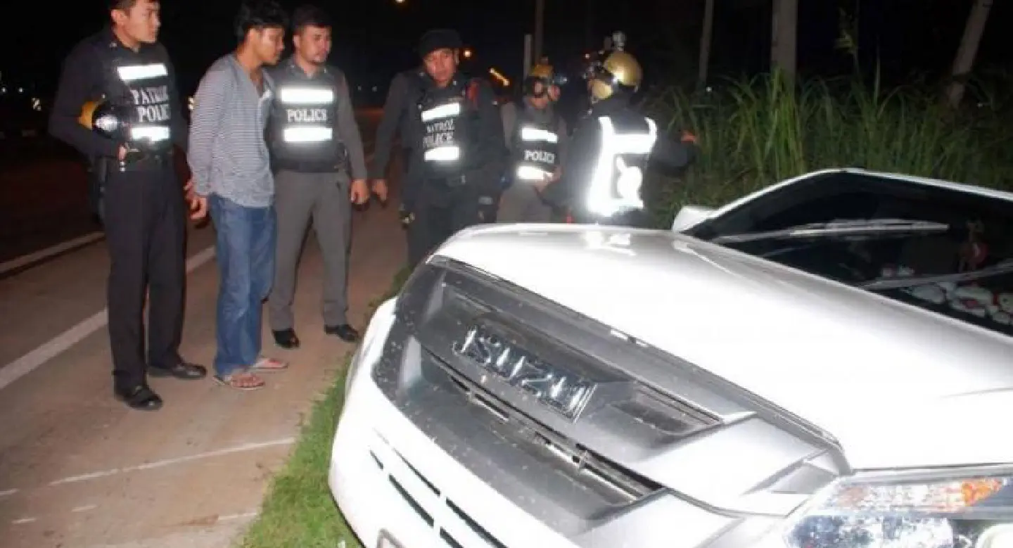 Police chase goes wrong: motorcyle cop killed, partner seriously injured. Police chase goes wrong: motorcyle cop killed, partner seriously injured.