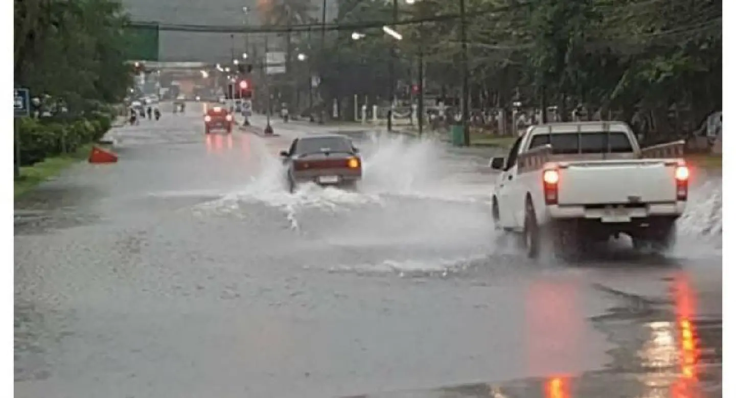 Eight provinces warned of flash floods Eight provinces warned of flash floods