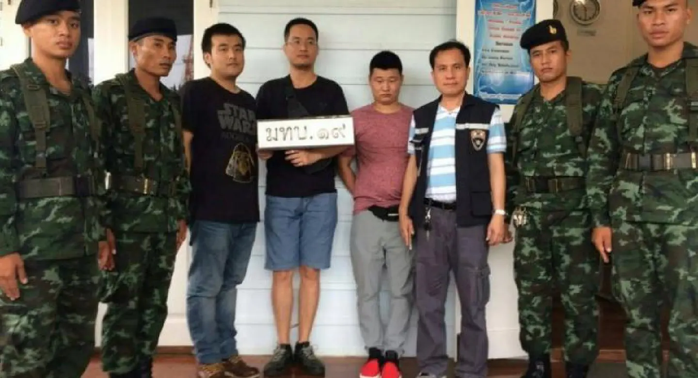 Chinese men caught with 347,2000 SIMs in allegedly fraudulent online advertising scam Chinese men caught with 347,2000 SIMs in allegedly fraudulent online advertising scam