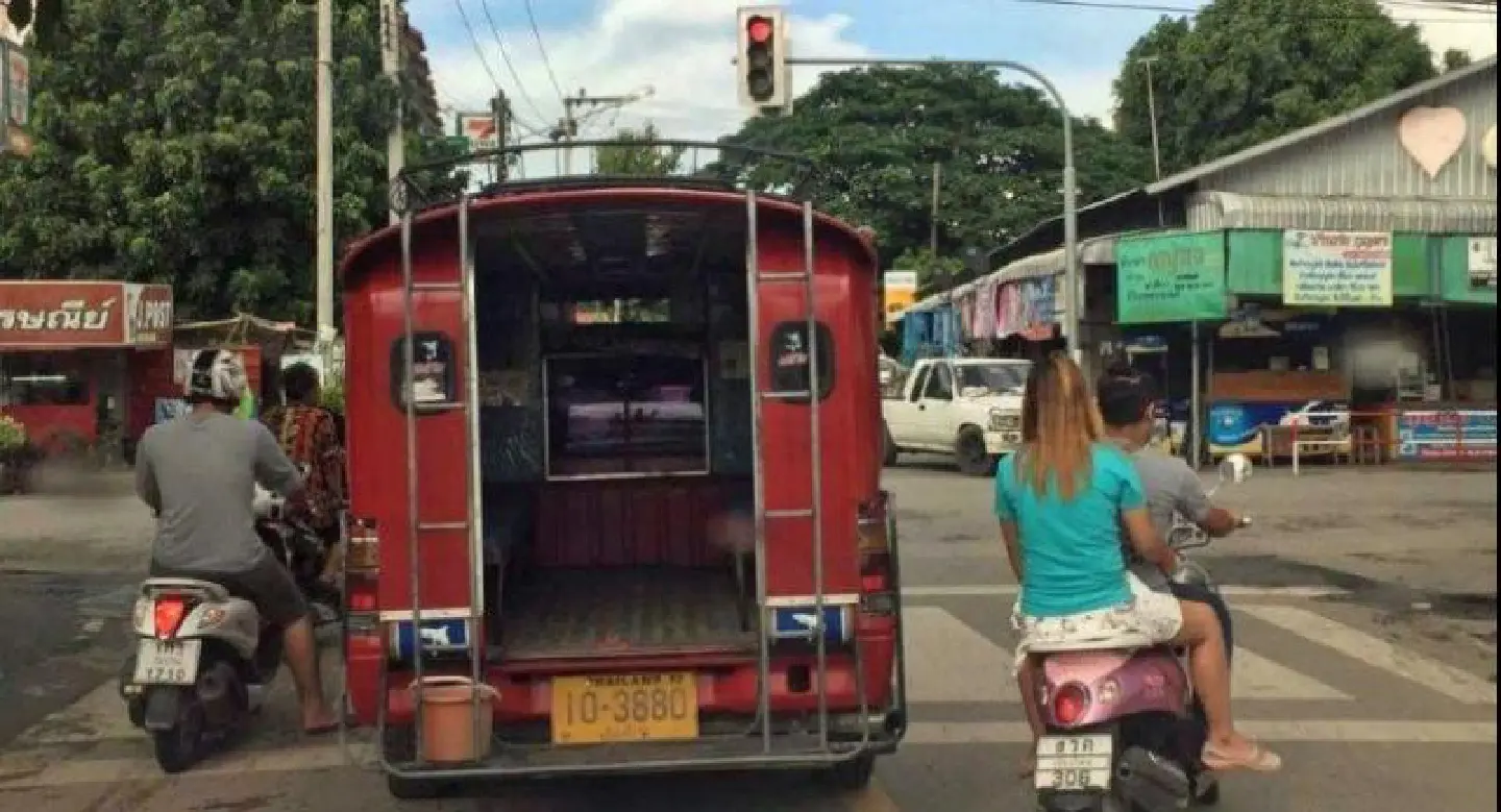 New Chiang Mai project aimed at solving taxi problems New Chiang Mai project aimed at solving taxi problems