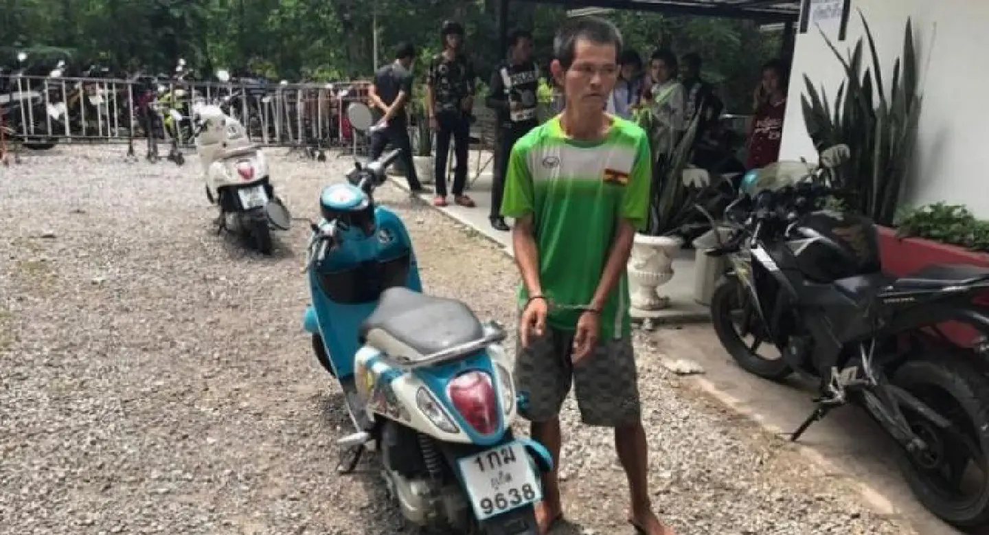 Victim helps arrested bike thief in Phuket Town Victim helps arrested bike thief in Phuket Town