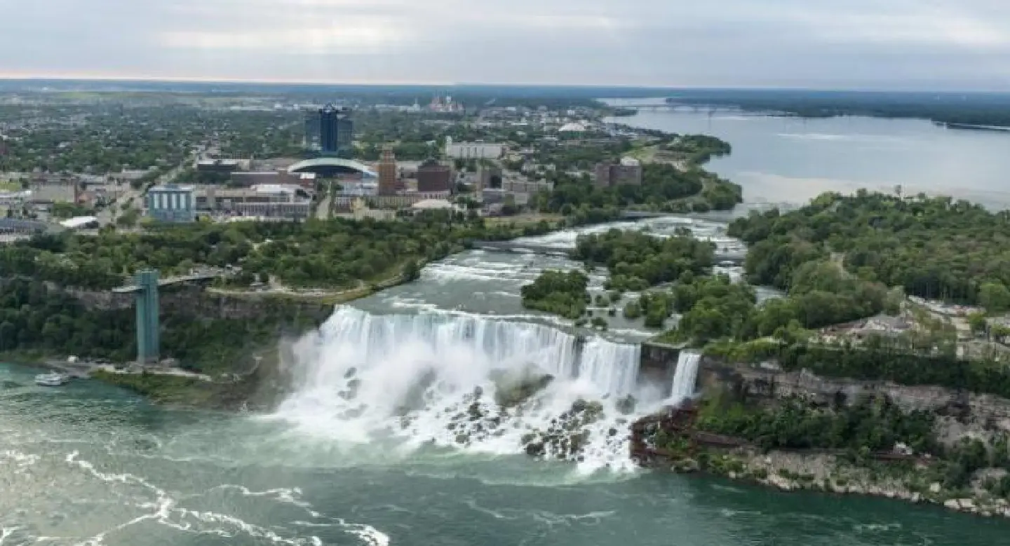 One-time Niagara Falls survivor dies after apparent repeat stunt: reports One-time Niagara Falls survivor dies after apparent repeat stunt: reports
