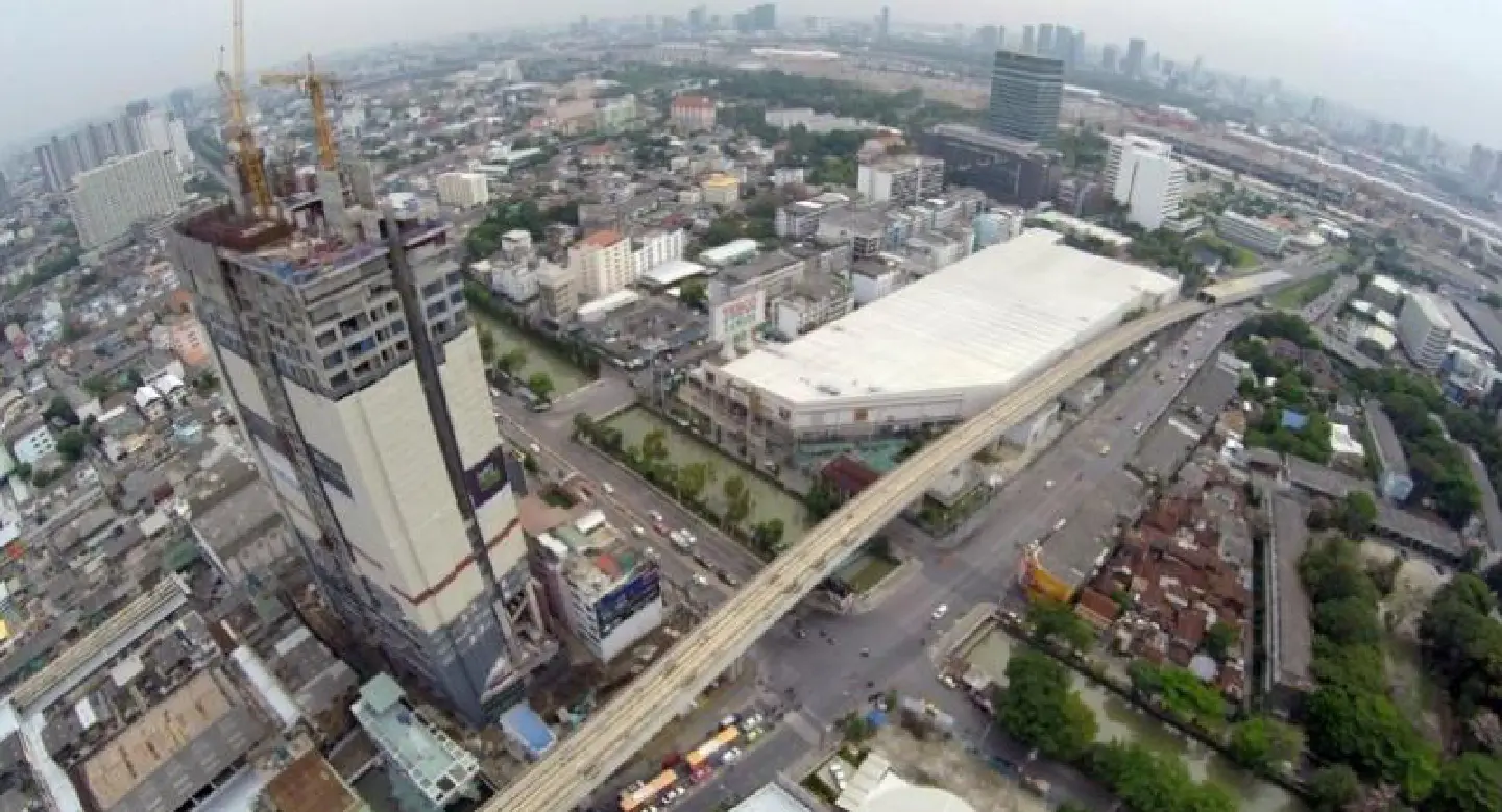 Officials seek to curb problems associated with high-rise condos Officials seek to curb problems associated with high-rise condos