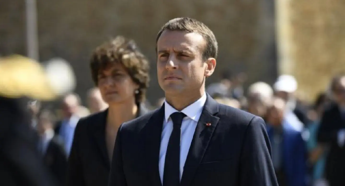 Macron marches to clear majority in French parliament Macron marches to clear majority in French parliament