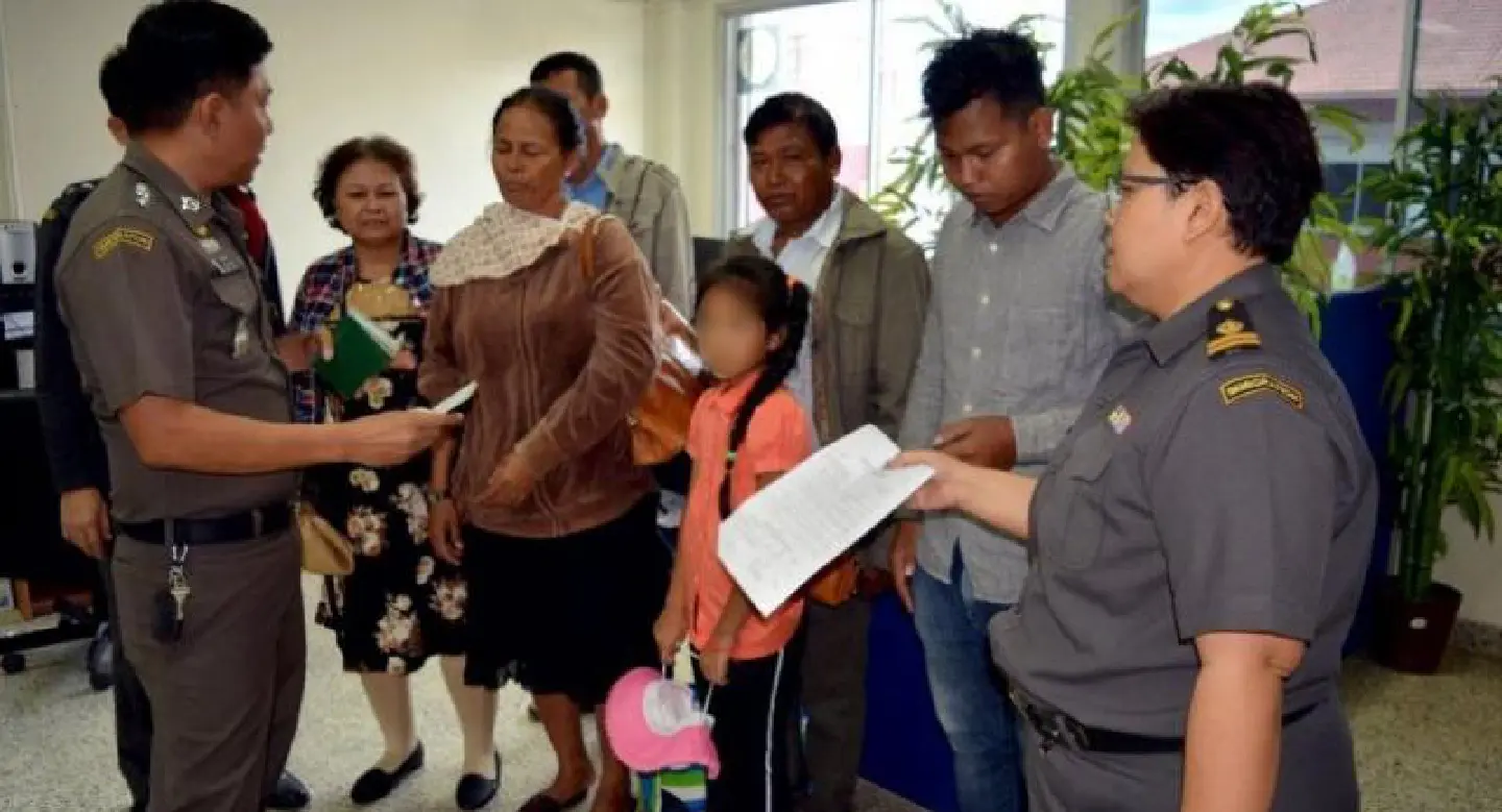 Six Vietnamese denied entry into Kingdom Six Vietnamese denied entry into Kingdom