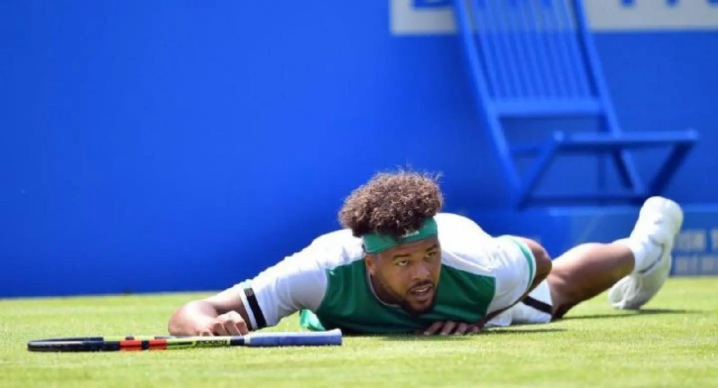 Tsonga latest star to slump at Queen's Tsonga latest star to slump at Queen's