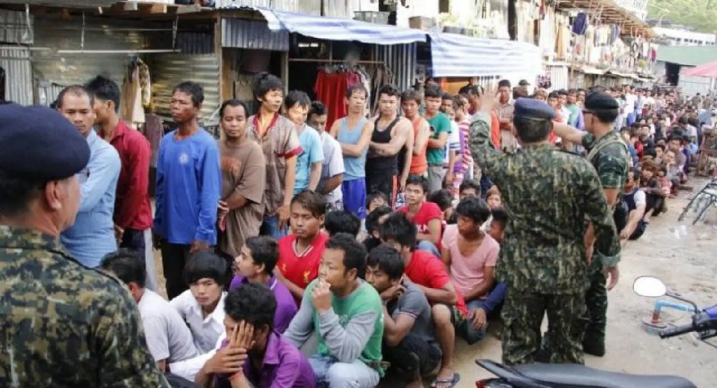 Chon Buri raid nets 310 ‘illegal’ migrant workers Chon Buri raid nets 310 ‘illegal’ migrant workers