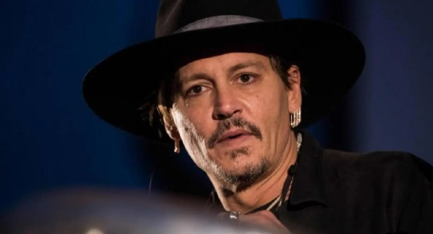 Johnny Depp apologizes for Trump assassination joke Johnny Depp apologizes for Trump assassination joke