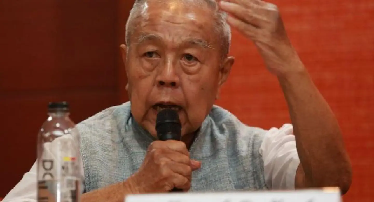Be determined to push for true democracy: Sulak Be determined to push for true democracy: Sulak