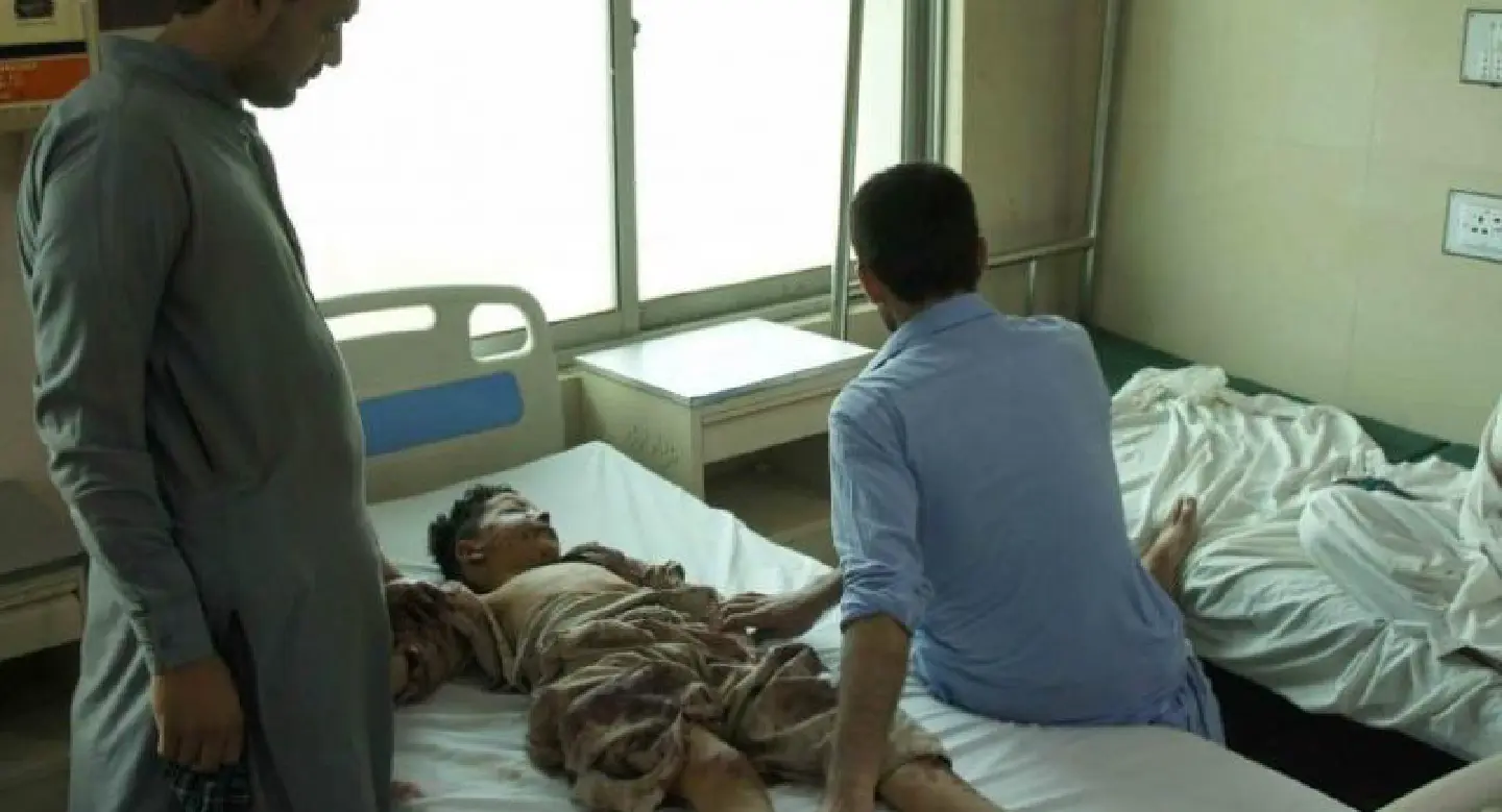 'Toy' bomb kills six children in NW Pakistan: officials 'Toy' bomb kills six children in NW Pakistan: officials