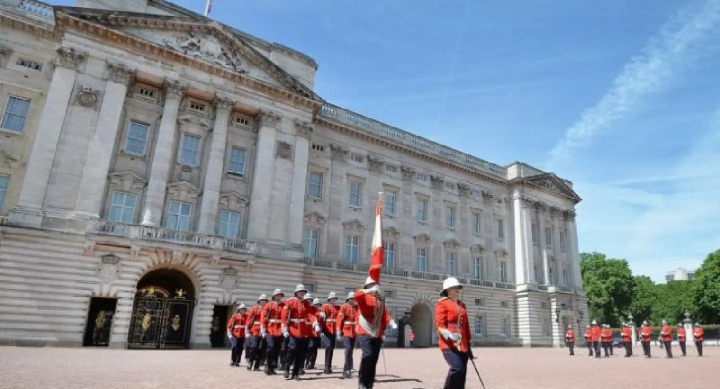 Queen set for cash boost to fund Buckingham Palace refit Queen set for cash boost to fund Buckingham Palace refit