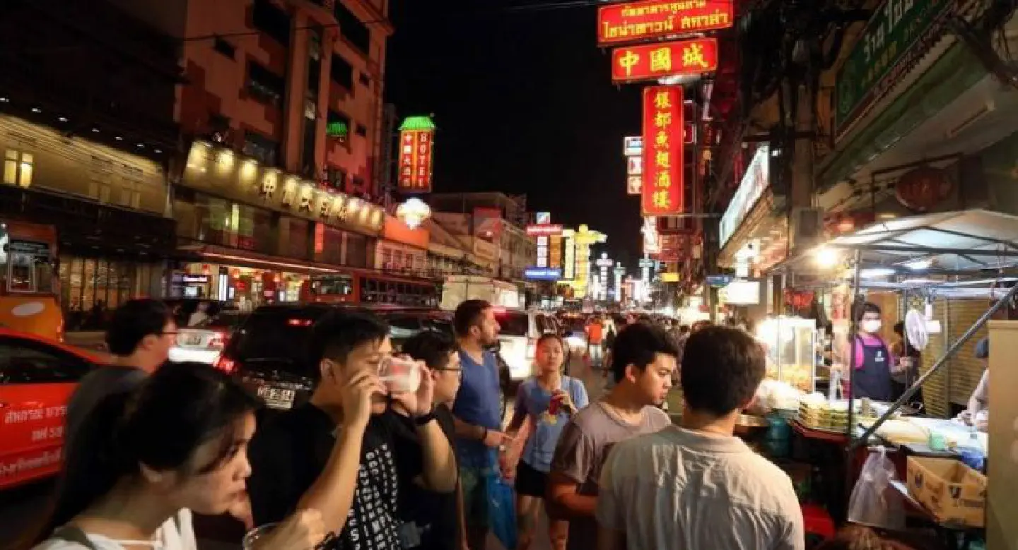 Chinatown’s new street food area opens Chinatown’s new street food area opens
