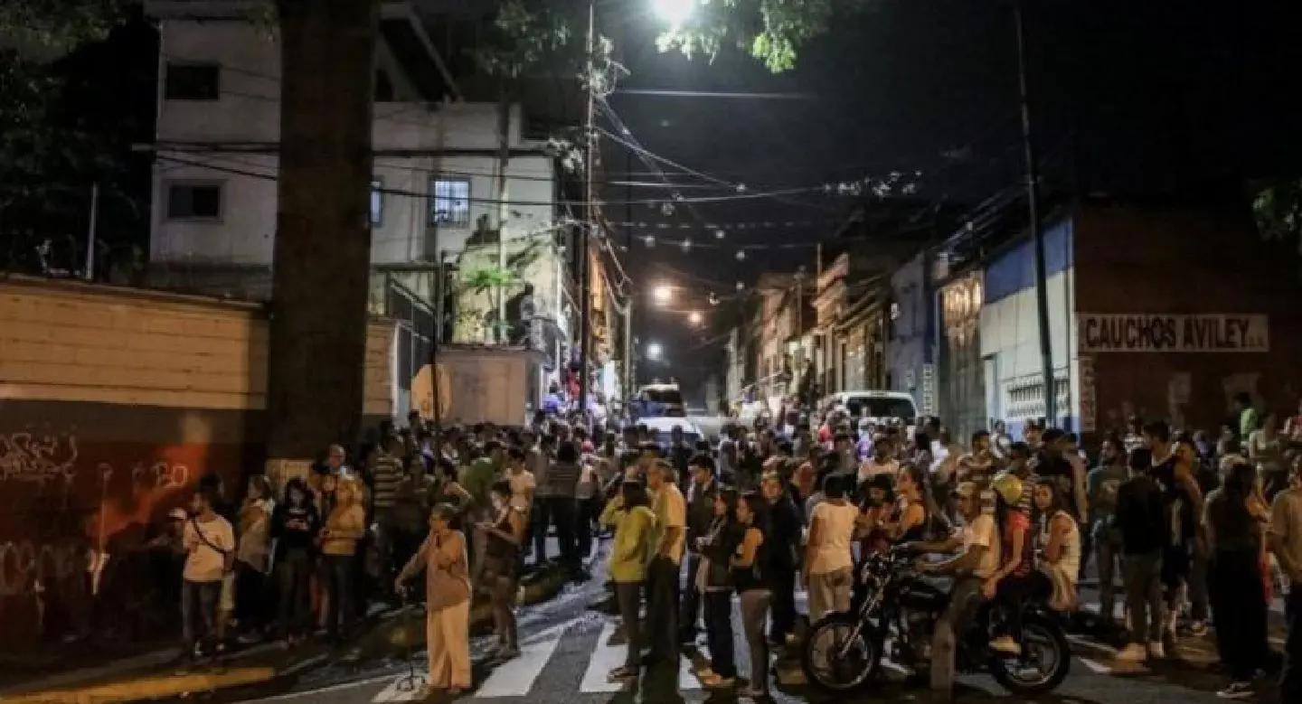 Helicopter launched grenade attacks on Venezuela Supreme Court : president Helicopter launched grenade attacks on Venezuela Supreme Court : president