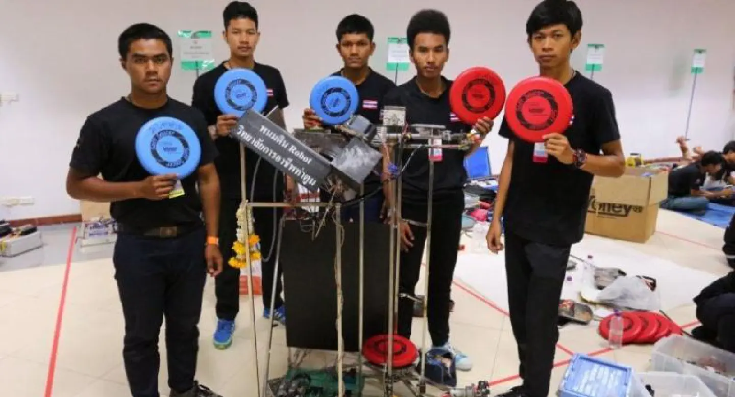 Tha Tum college team wins through to Robot Contest finals in Tokyo Tha Tum college team wins through to Robot Contest finals in Tokyo