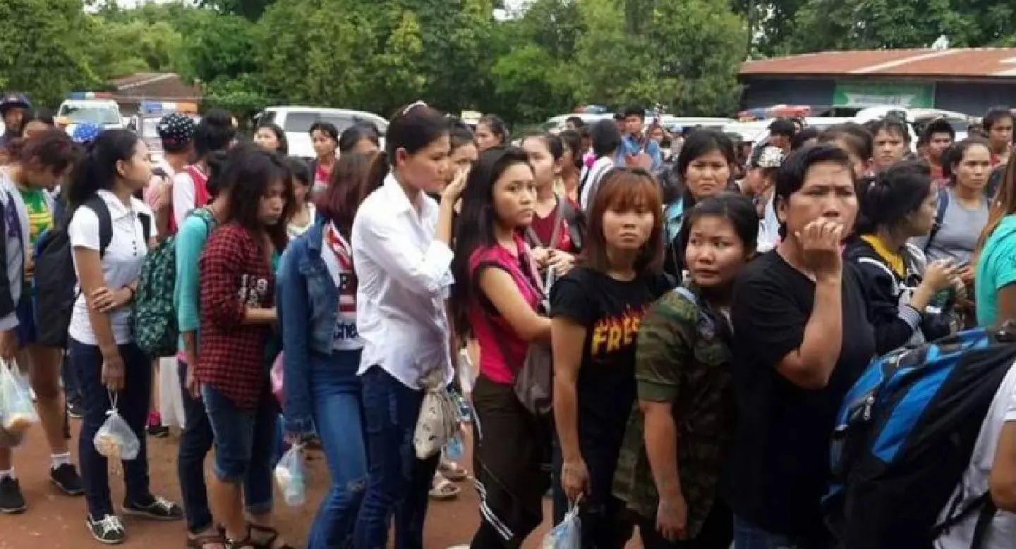 Schools for migrant workers’ children close along Myanmar-Thai border Schools for migrant workers’ children close along Myanmar-Thai border