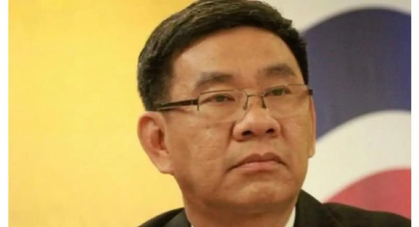 EC’s Somchai taunts Meechai EC’s Somchai taunts Meechai