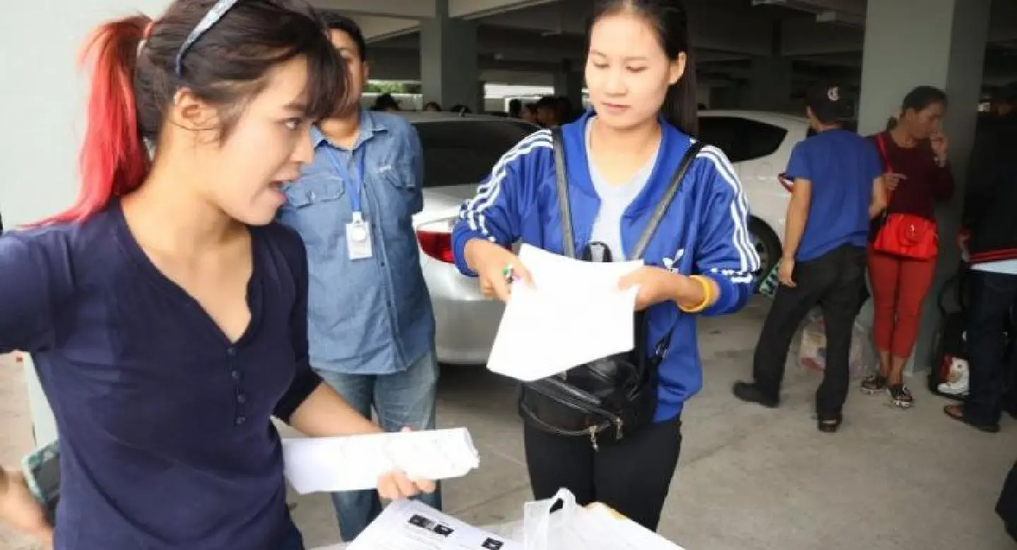 Fewer workers return to Myanmar in wake of new labour law Fewer workers return to Myanmar in wake of new labour law
