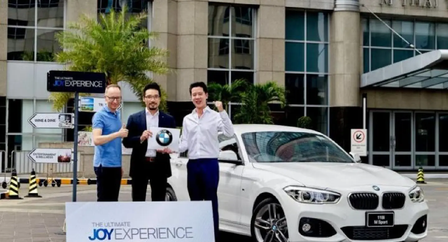 BMW Thailand hands over 118i M Sport to lucky draw winner BMW Thailand hands over 118i M Sport to lucky draw winner
