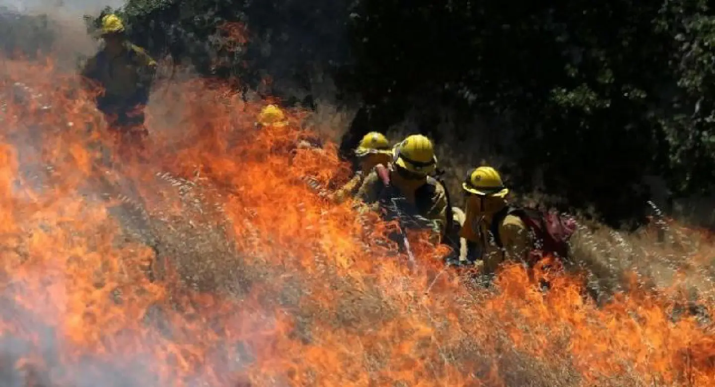 Wildfires rage as California sizzles Wildfires rage as California sizzles