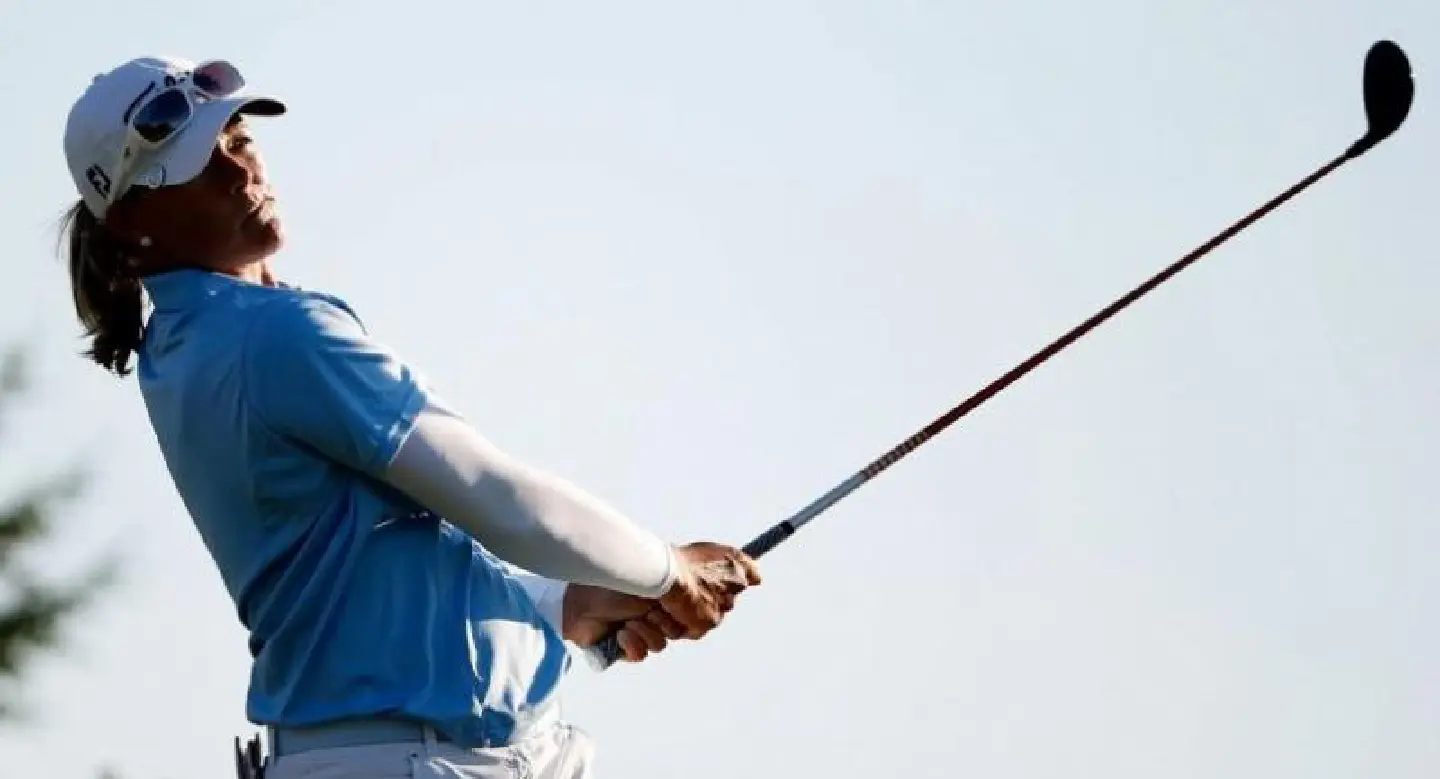 Kirk seizes four-shot lead in LPGA event Kirk seizes four-shot lead in LPGA event