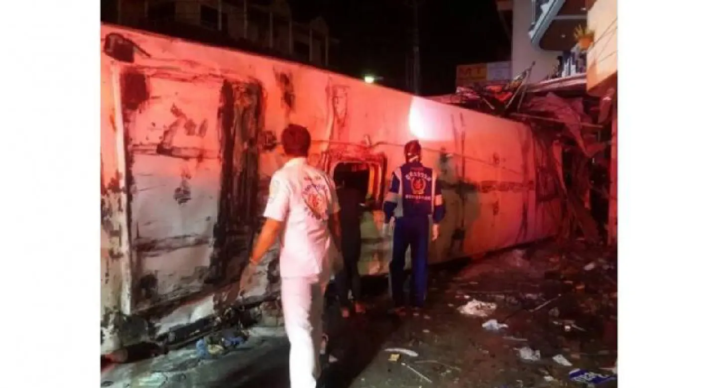 Boy killed, 24 injured in Chinese tourist bus accident on Phuket Boy killed, 24 injured in Chinese tourist bus accident on Phuket