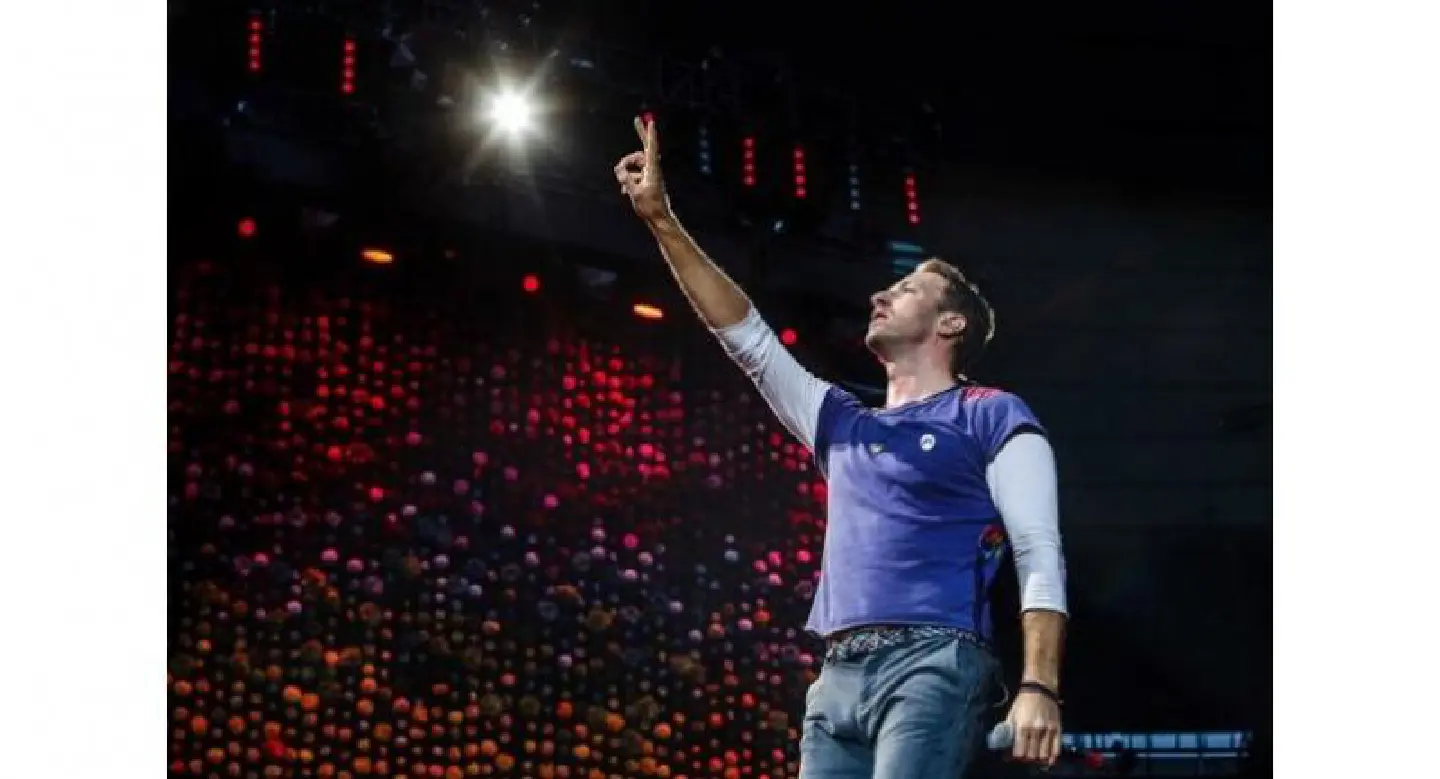 Coldplay salutes US immigrants in new video Coldplay salutes US immigrants in new video