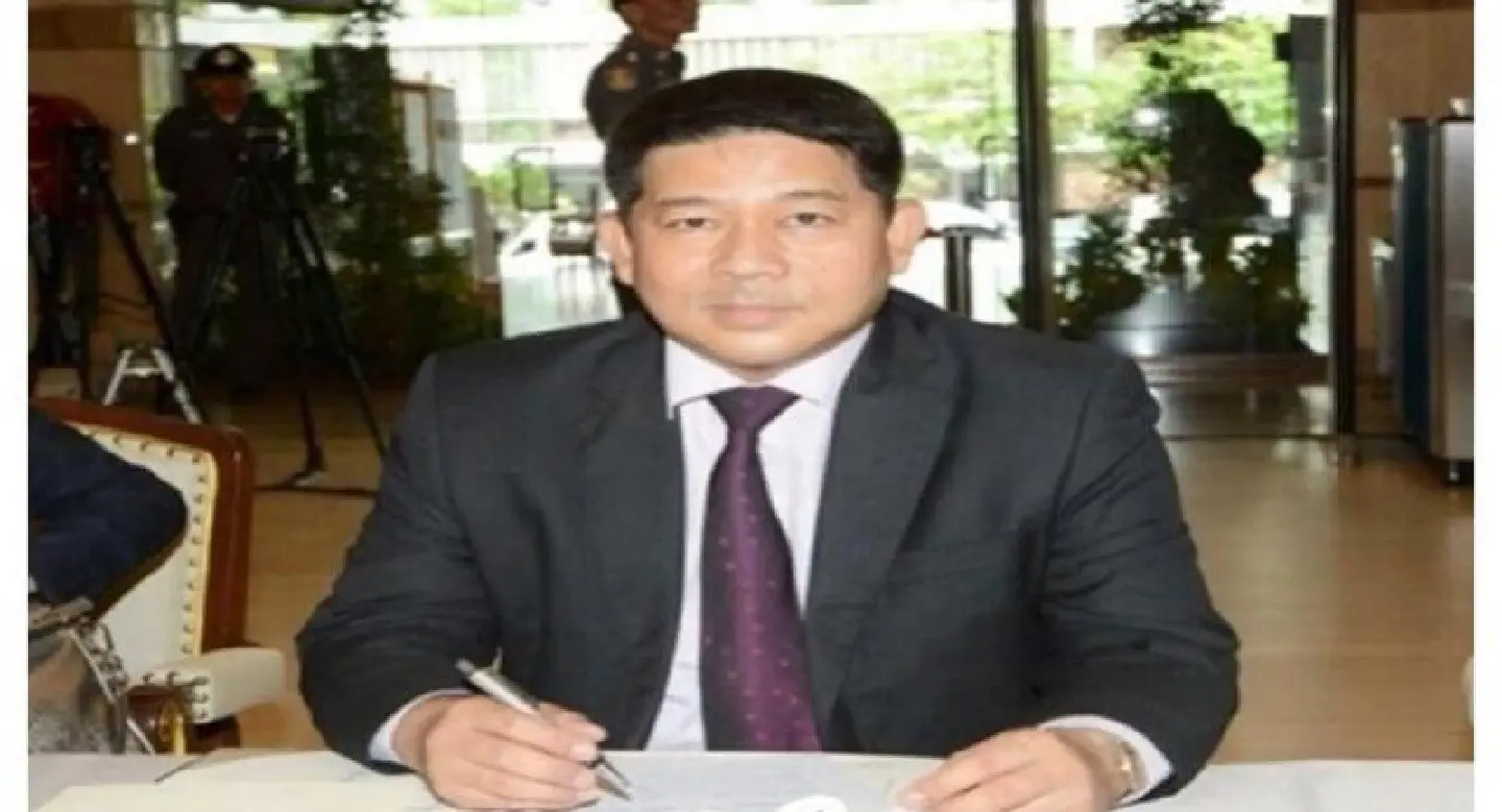 Legislator clarifies new law for cases against on political office holders Legislator clarifies new law for cases against on political office holders