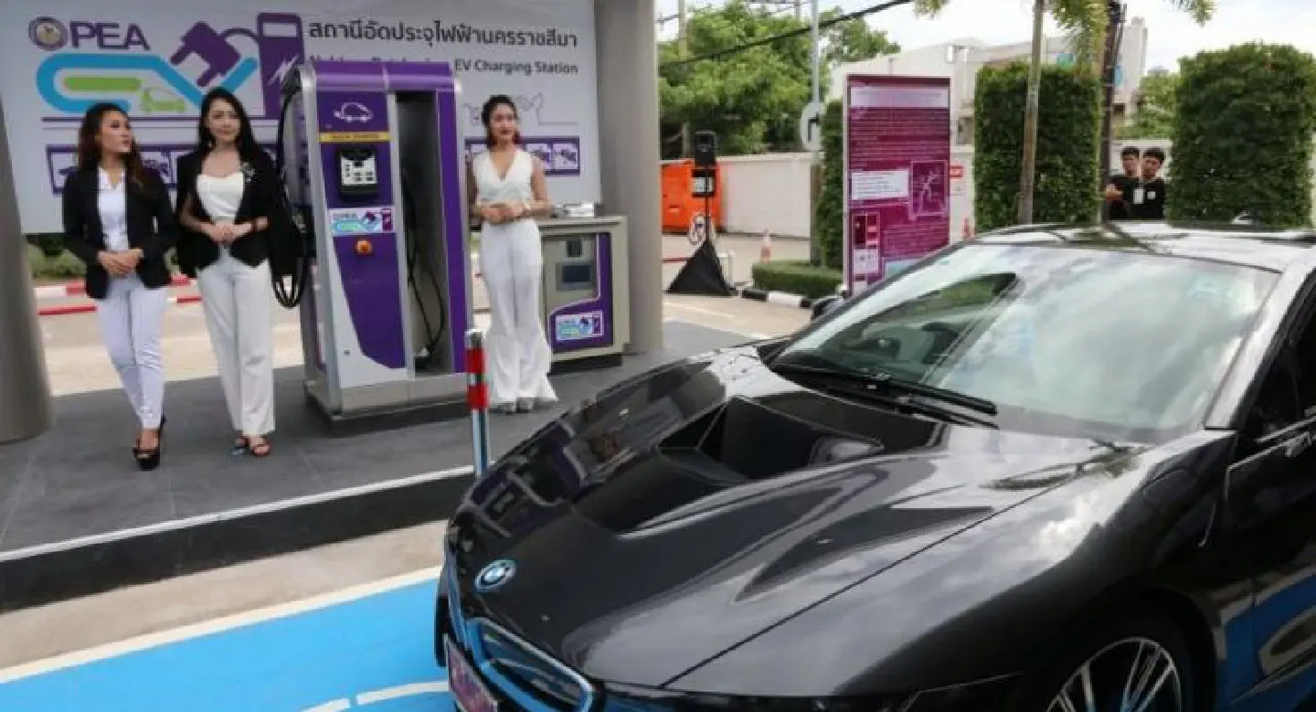 PEA opens electric-vehicle charging station in Nakhon Ratchasima PEA opens electric-vehicle charging station in Nakhon Ratchasima