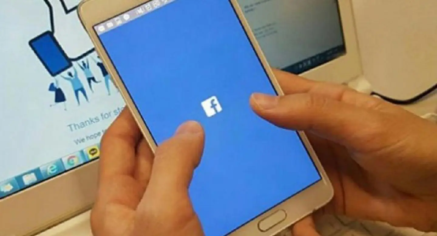 High-tech mystery: Is a Facebook phone in the works? High-tech mystery: Is a Facebook phone in the works?