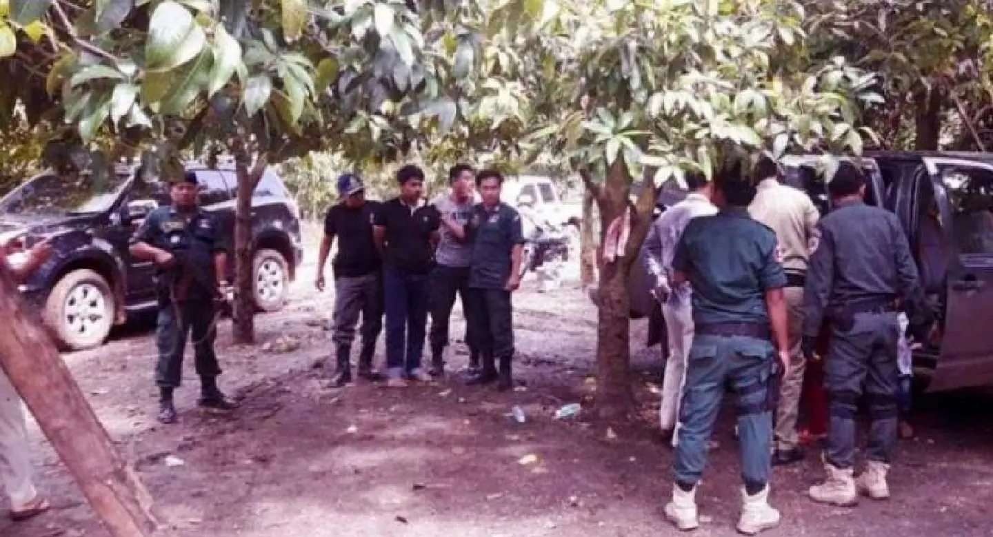 Three Cambodian men arrested for selling weapons to Thais Three Cambodian men arrested for selling weapons to Thais