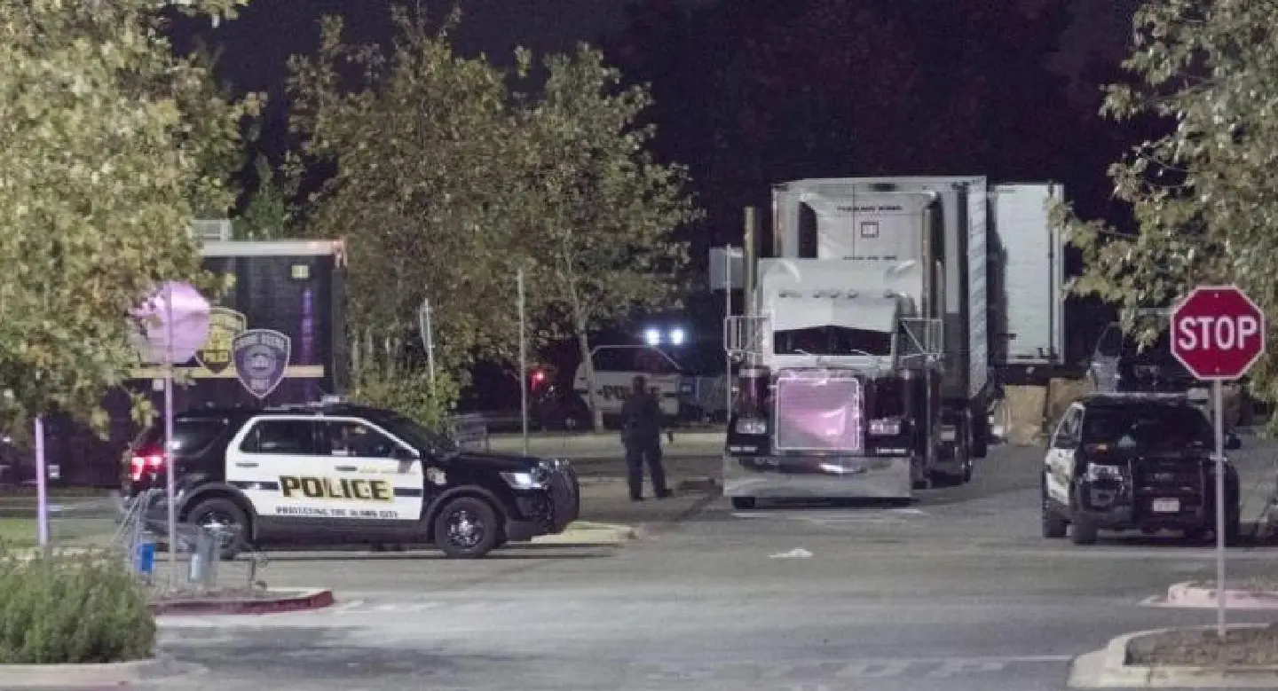 Nine suspected migrants dead after crammed in Texas truck, 30 ill