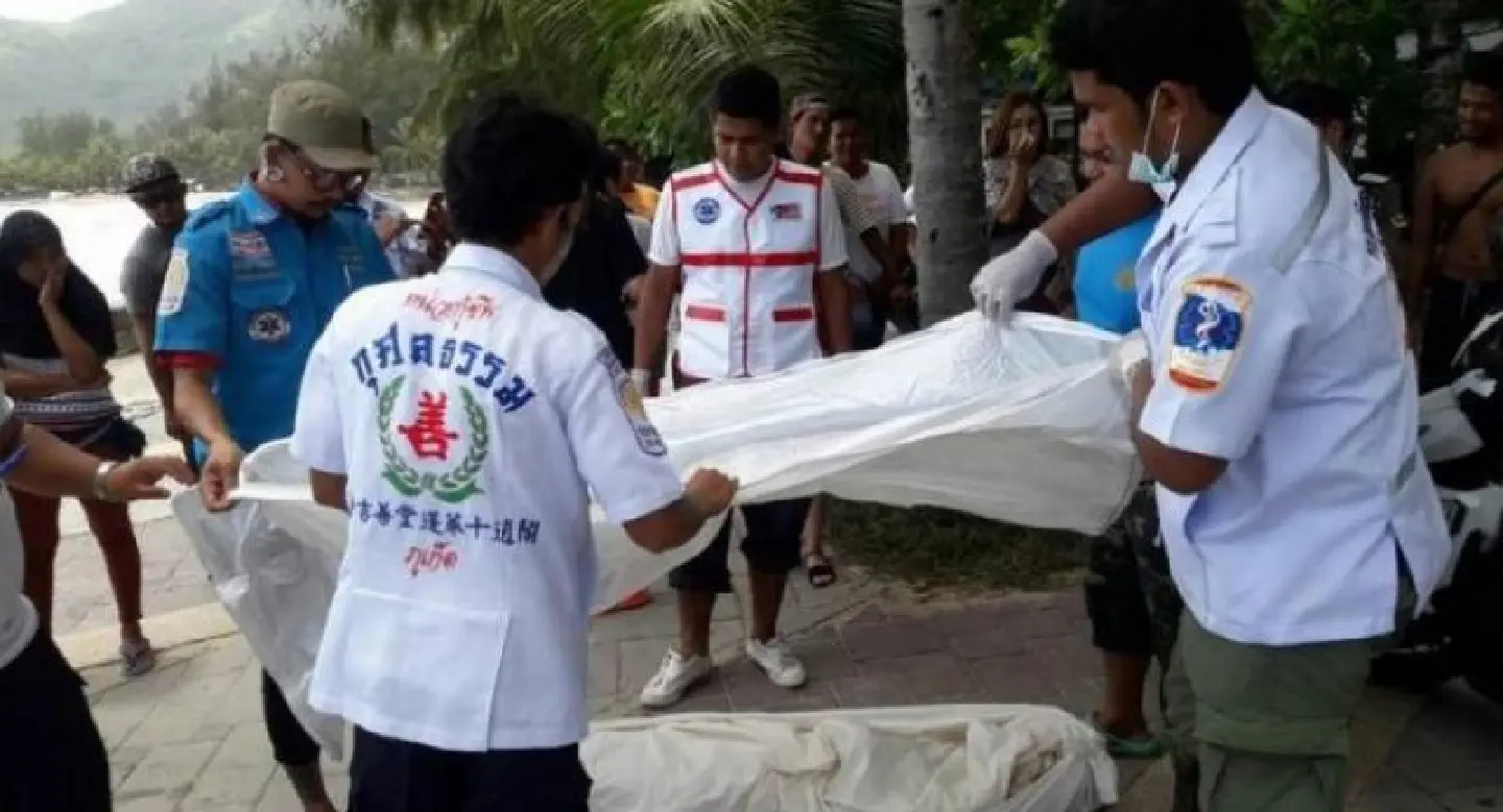 Another Chinese tourist drowns in Phuket Another Chinese tourist drowns in Phuket