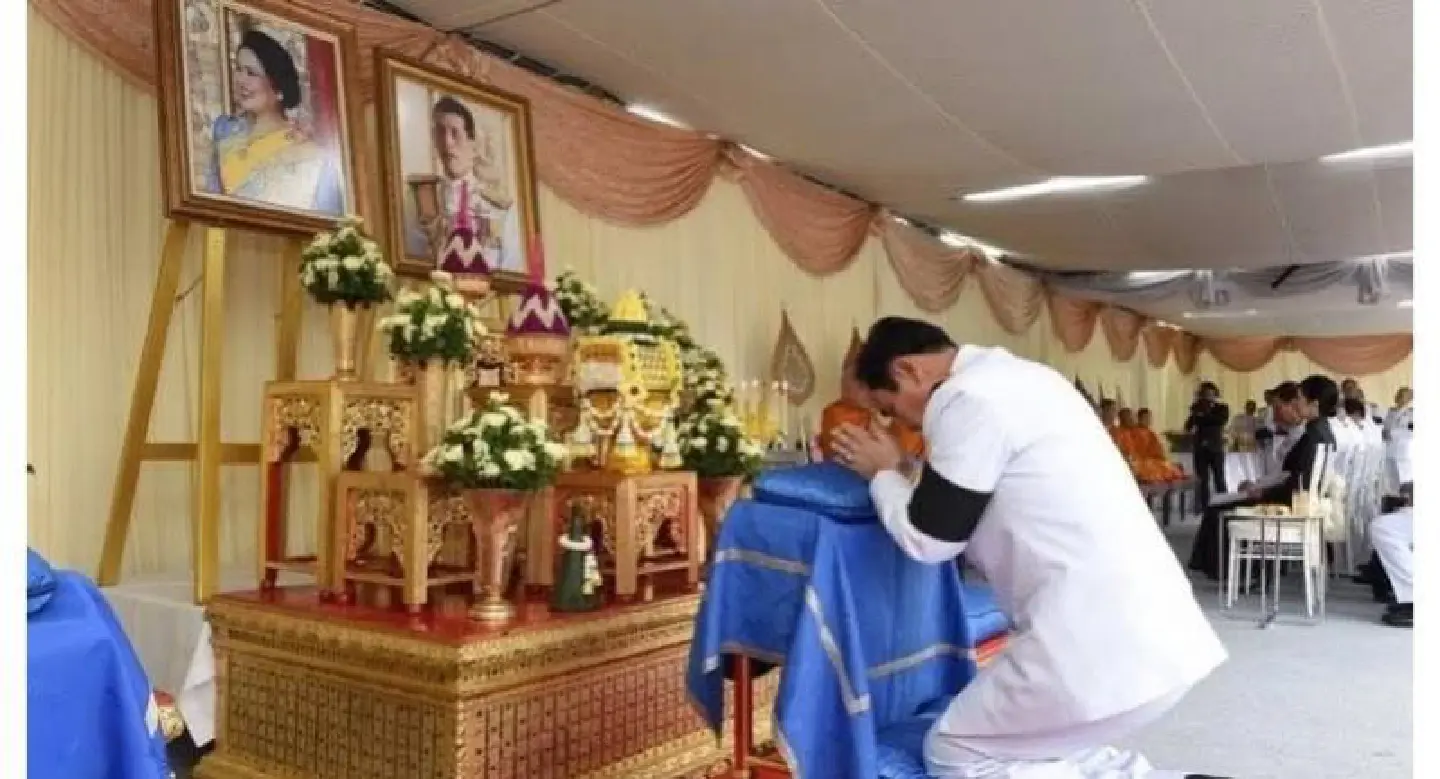 Prayut leads ceremony to celebrate King's birthday Prayut leads ceremony to celebrate King's birthday
