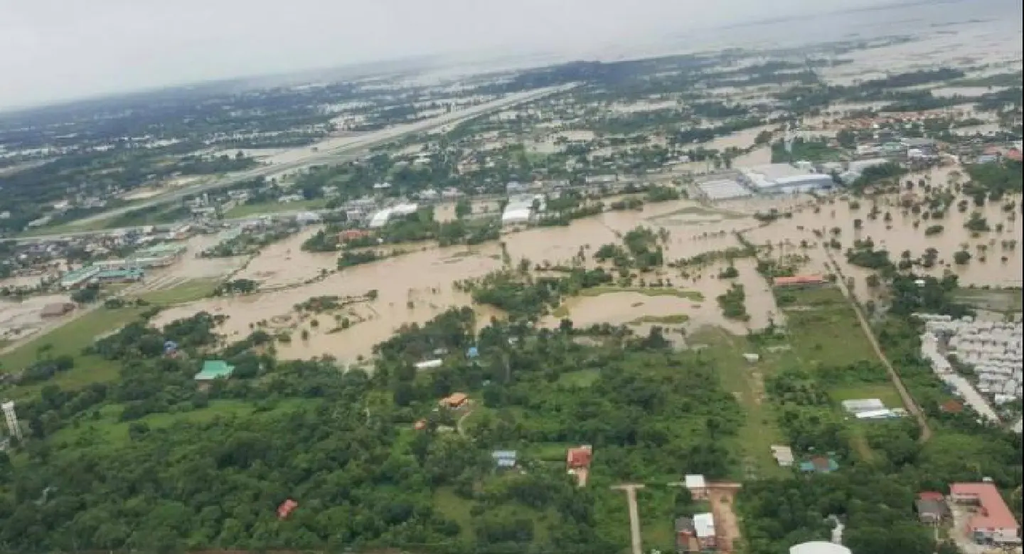 Floods hurt over 22,000 families in Nakhon Ratchasima Floods hurt over 22,000 families in Nakhon Ratchasima