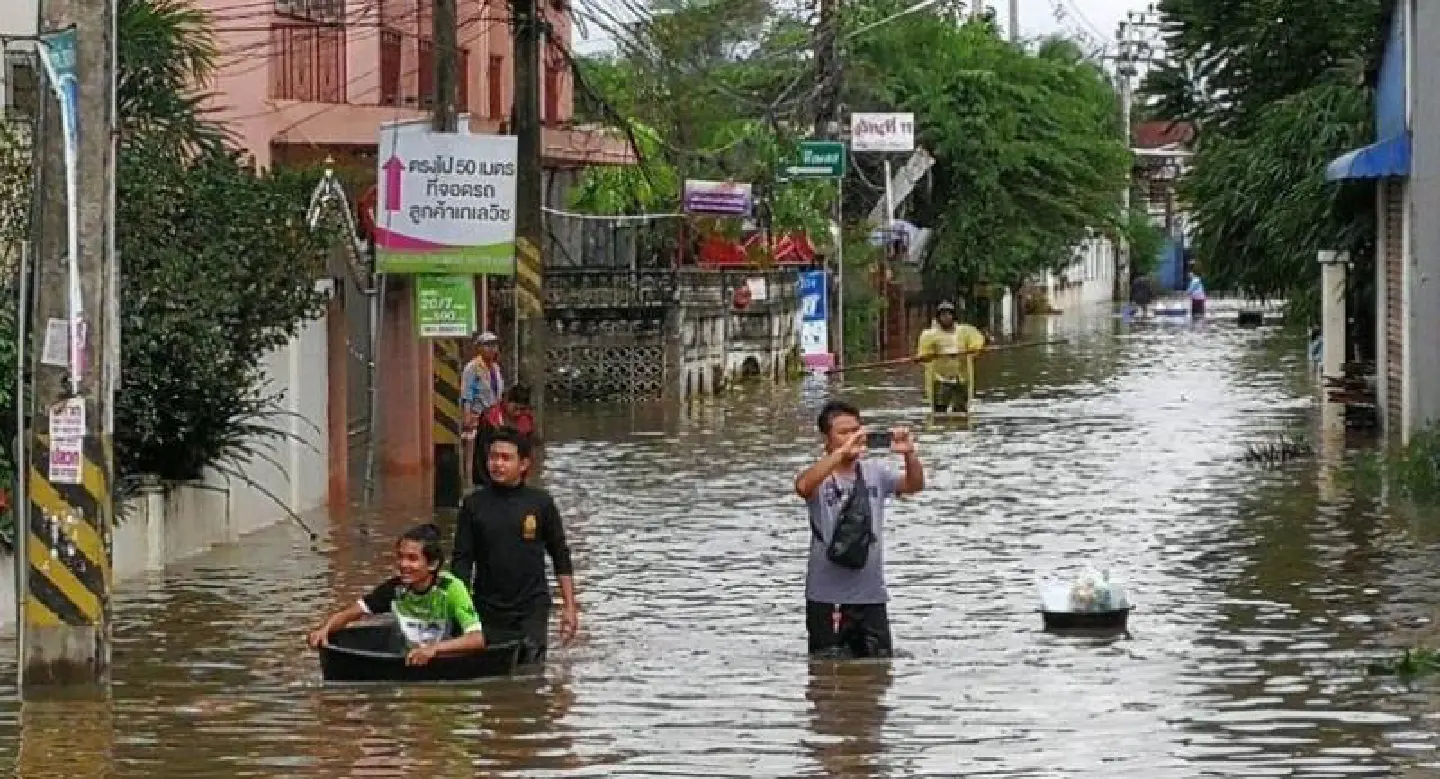 Sakon Nakhon airport to remain closed until 9pm Sakon Nakhon airport to remain closed until 9pm
