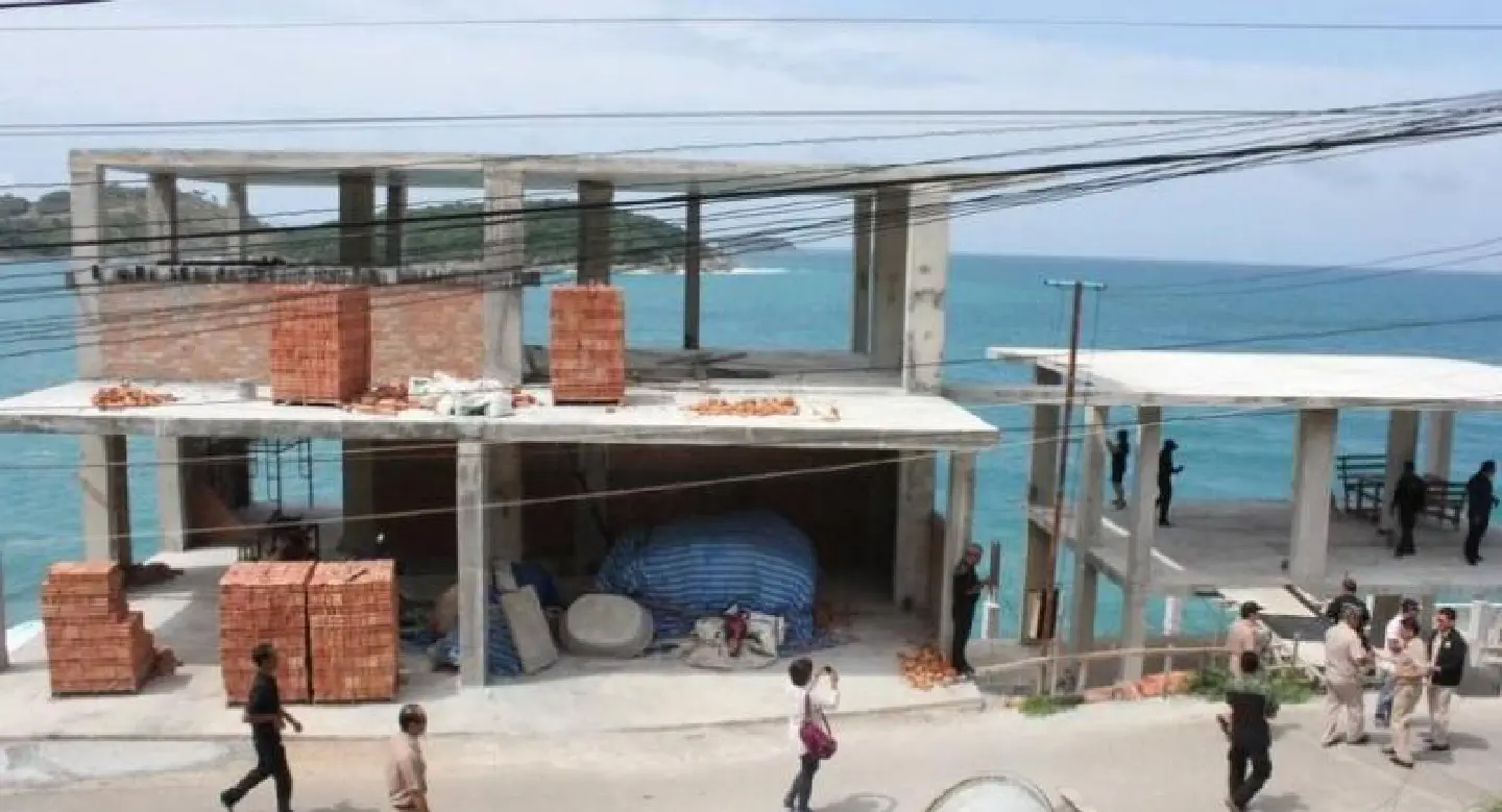 Phuket planners halt beachside project Phuket planners halt beachside project