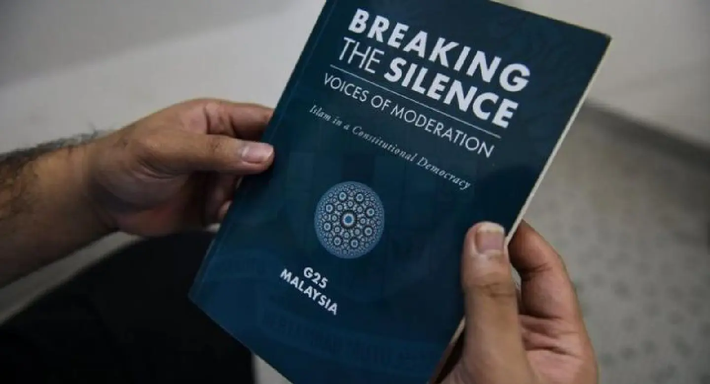 Malaysia sparks anger with ban on moderate Islam book Malaysia sparks anger with ban on moderate Islam book