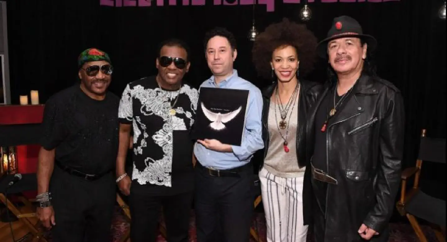 Santana wants album with Isley Brothers to break walls