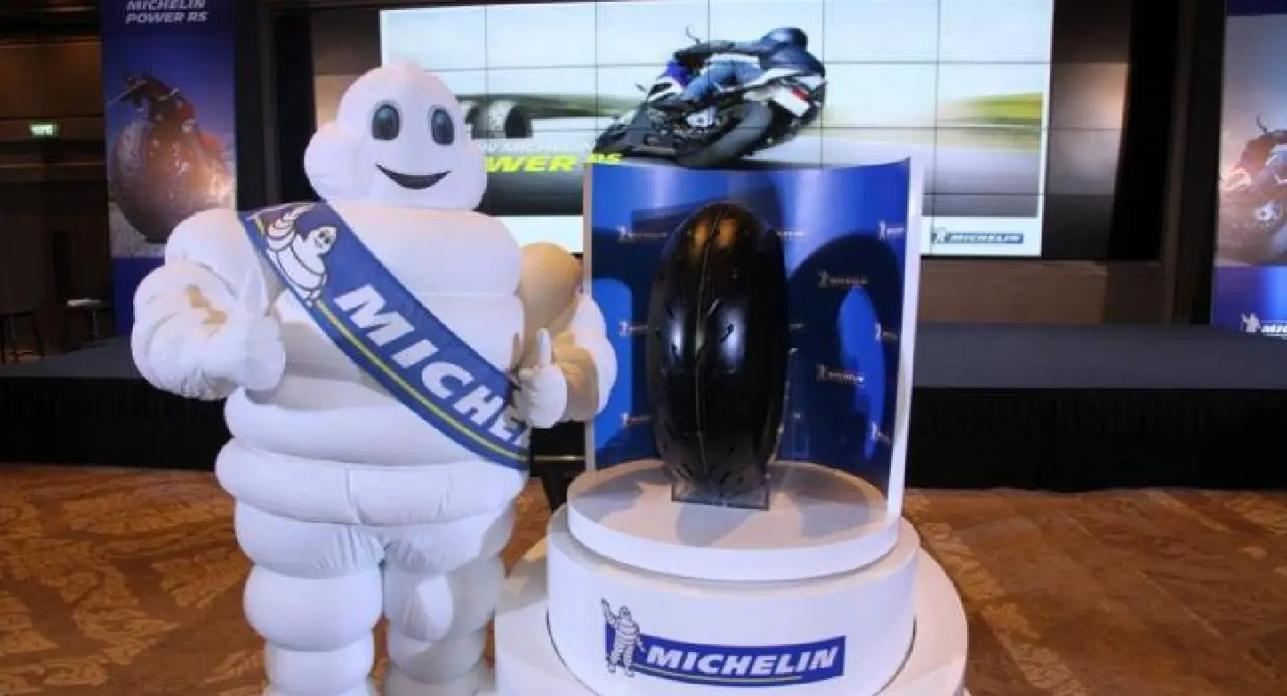 Michelin’s new tire targets big motorbikes Michelin’s new tire targets big motorbikes