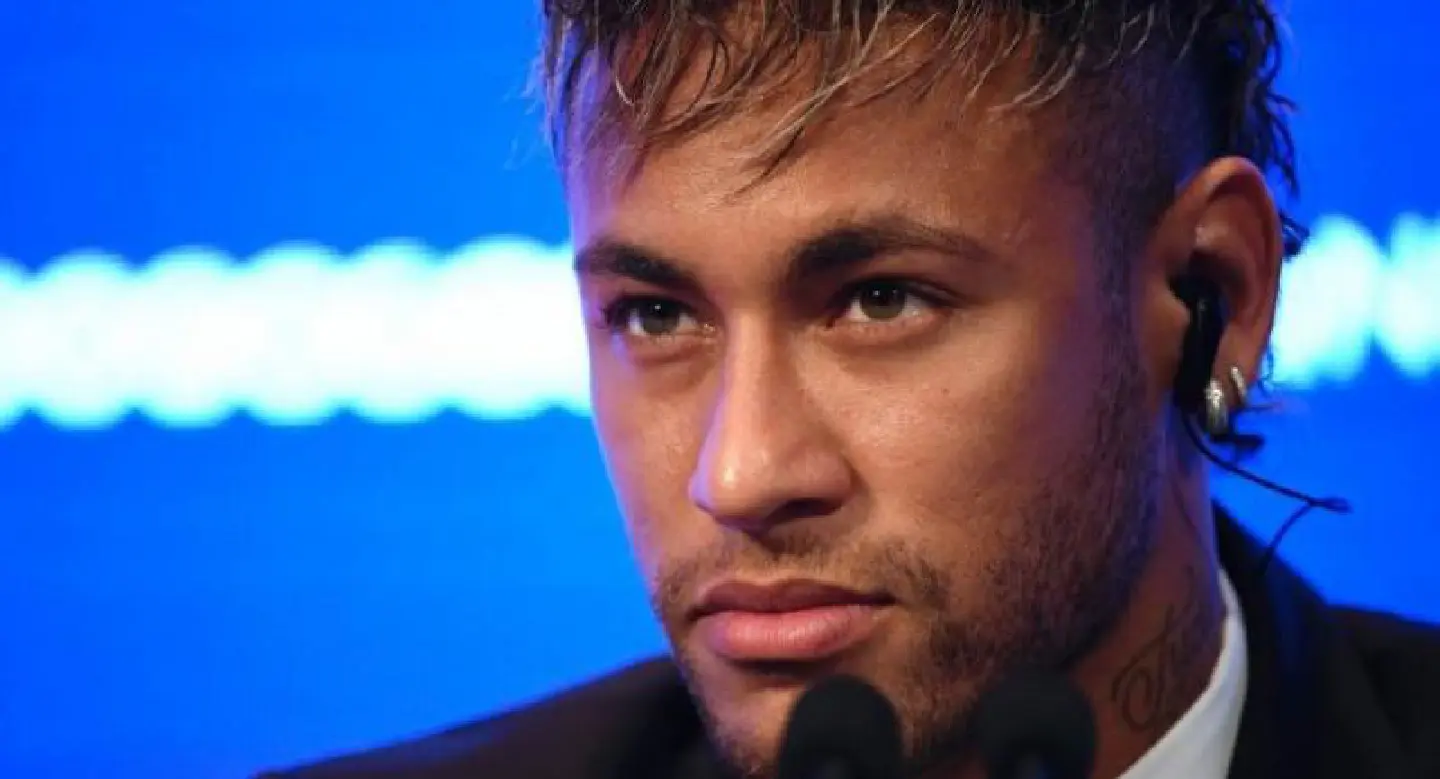 'One of my most difficult decisions', says Neymar of PSG move