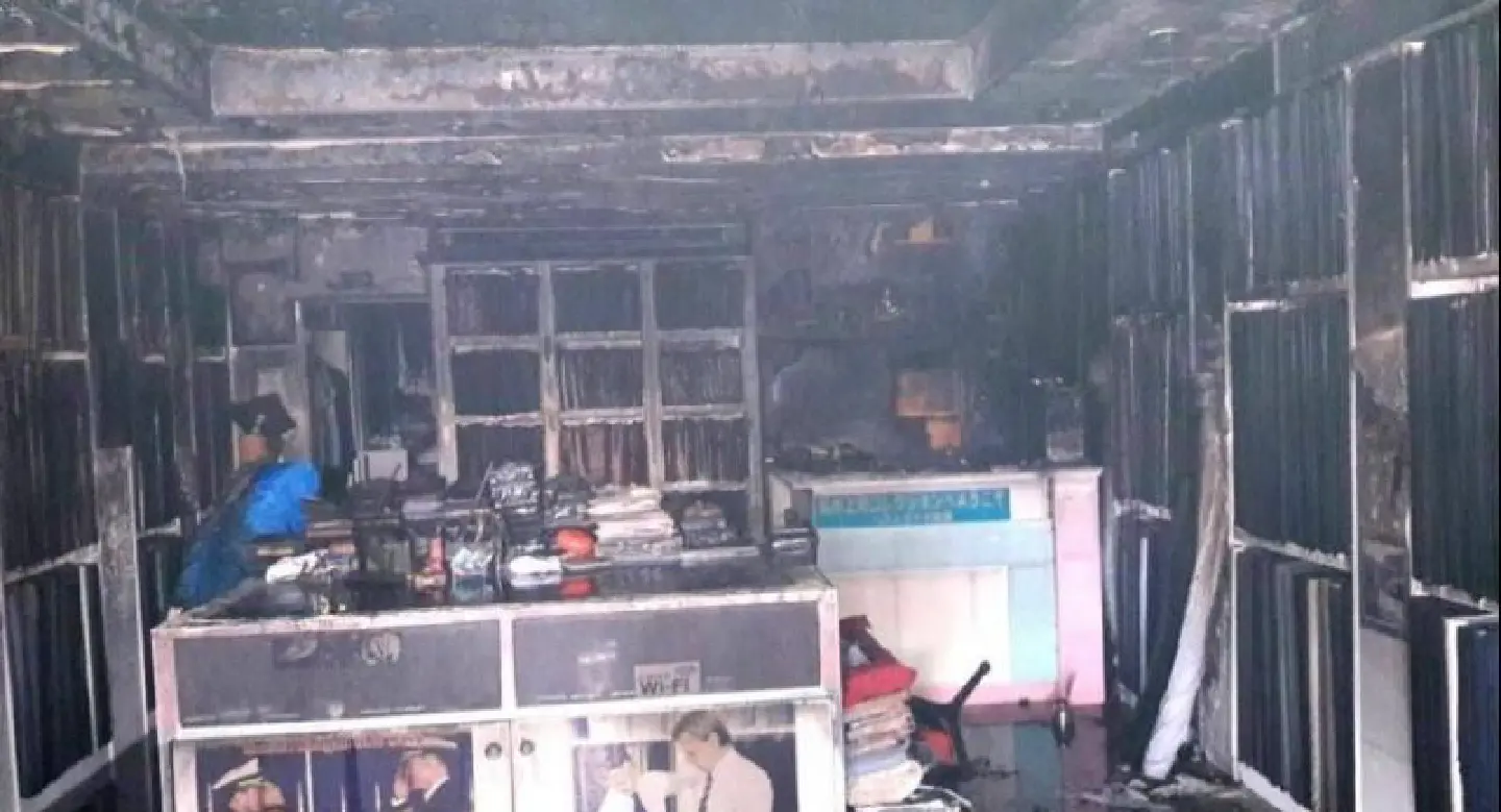 Phuket Town tailor shop destroyed by fire Phuket Town tailor shop destroyed by fire