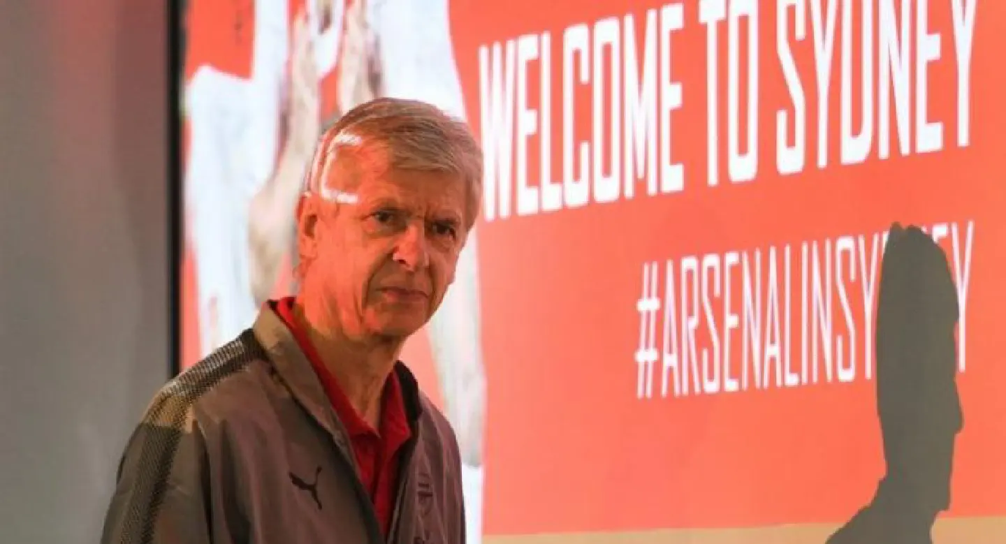 No PSG contact over Sanchez, says Wenger No PSG contact over Sanchez, says Wenger