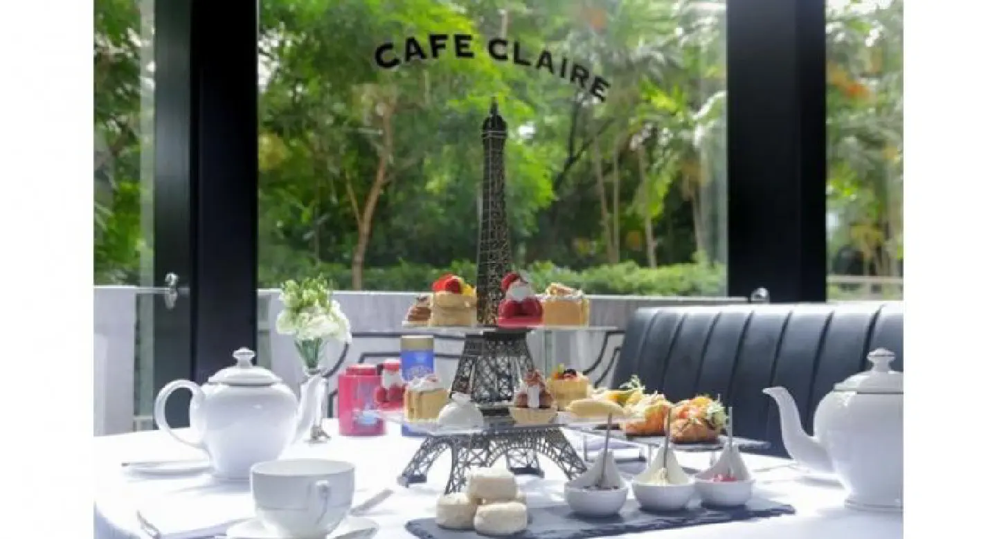 Tea with a French touch